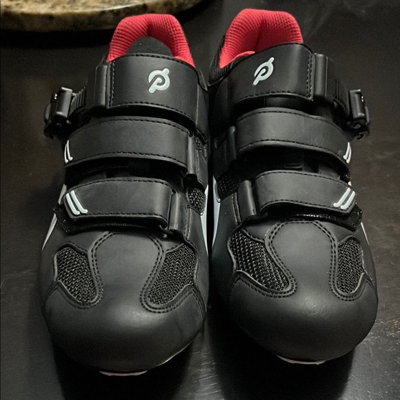 Peloton Cycling Shoes - Picture 5 of 8